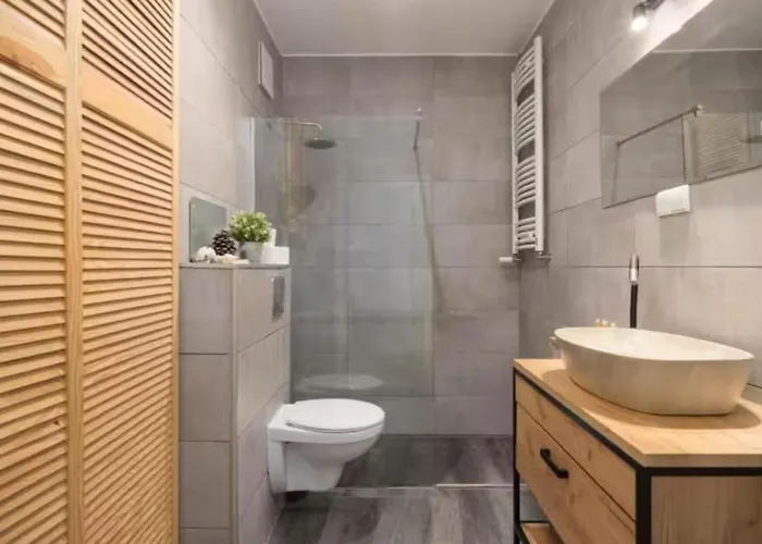 Shiraz Trio Lejlighed *