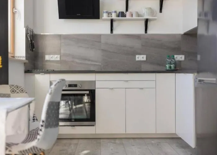 Lejlighed Shiraz Trio Warszawa