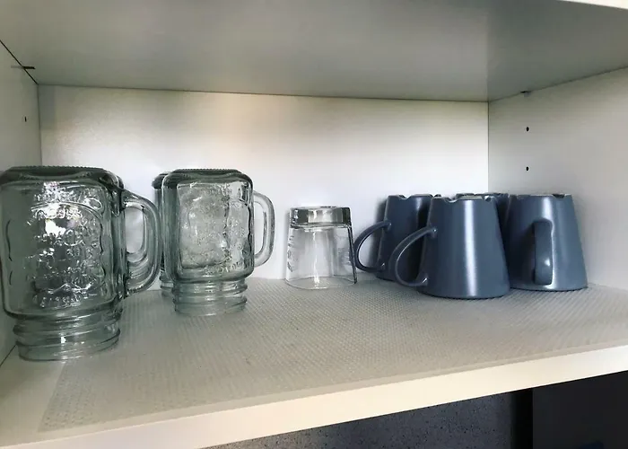 Shiraz Trio Lejlighed *